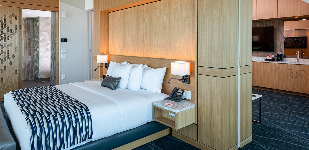 Corner Suite