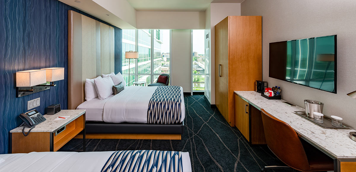 Casino 2 Queen Standard Room